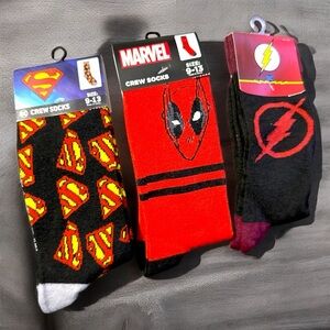 Marvel , DC, Superman Black and Red Casual Crew Socks 9-13 men’s